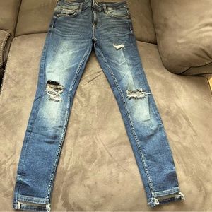 Zara Basic Z1975 denim high rise distressed skinny jeans asymmetrical hem size 4